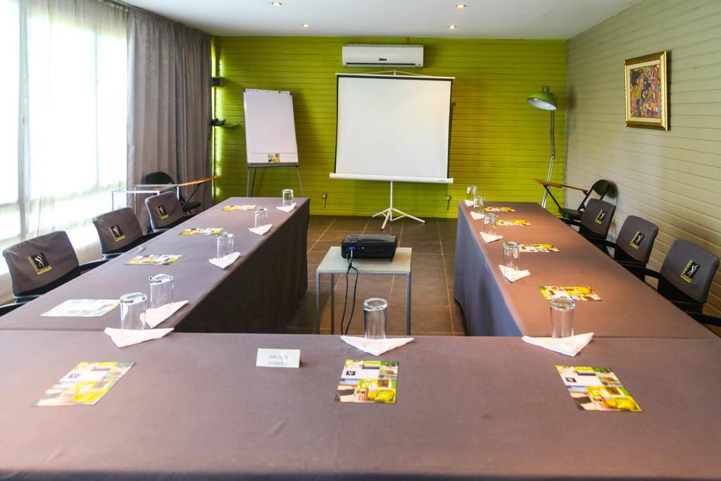 Boutique Hotel Particulier Abidjan Exterior photo