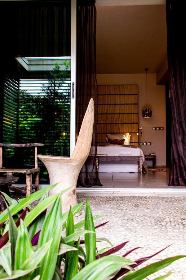 Boutique Hotel Particulier Abidjan Exterior photo
