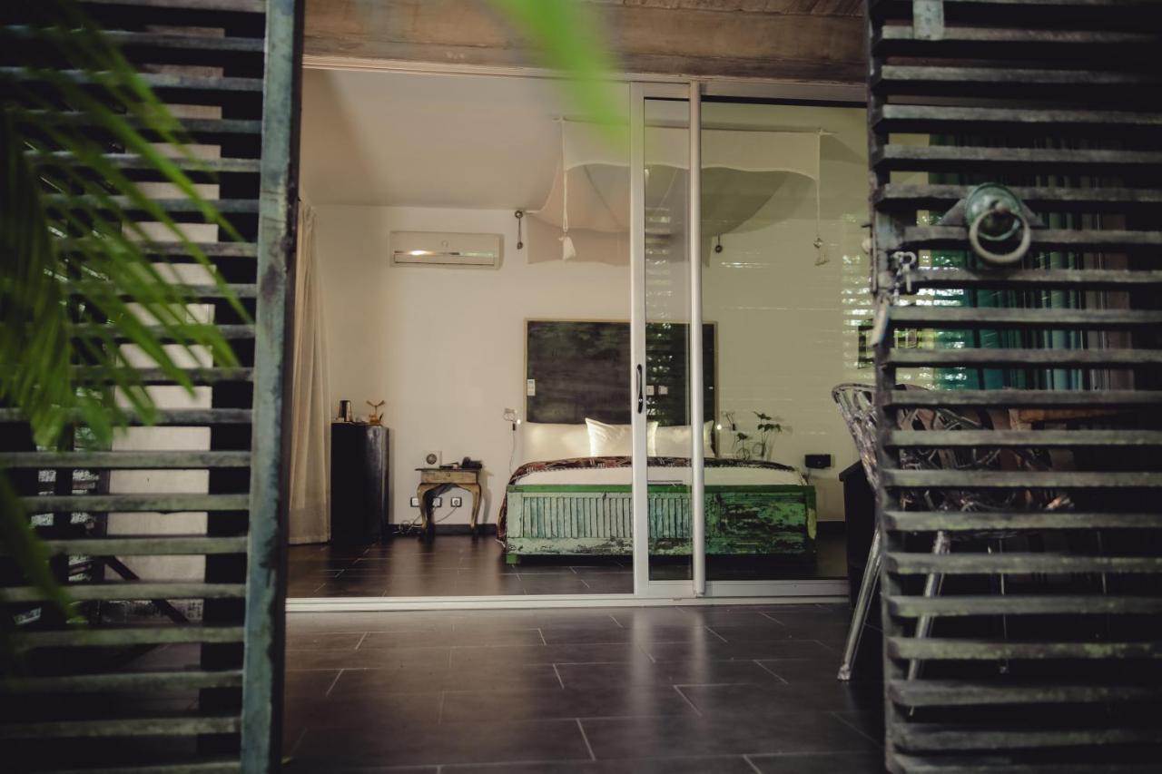 Boutique Hotel Particulier Abidjan Exterior photo